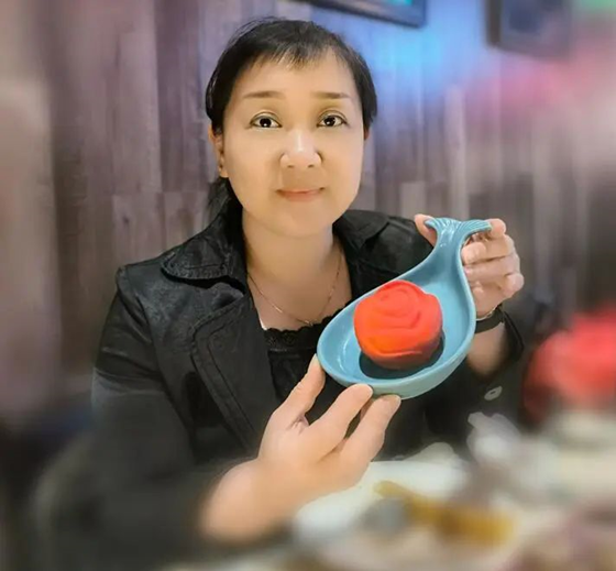 标题: 陆芸生活照.jpg